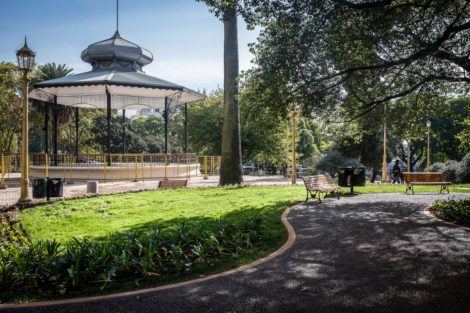 Glorieta de las Barrancas de Belgrano y sus jardines